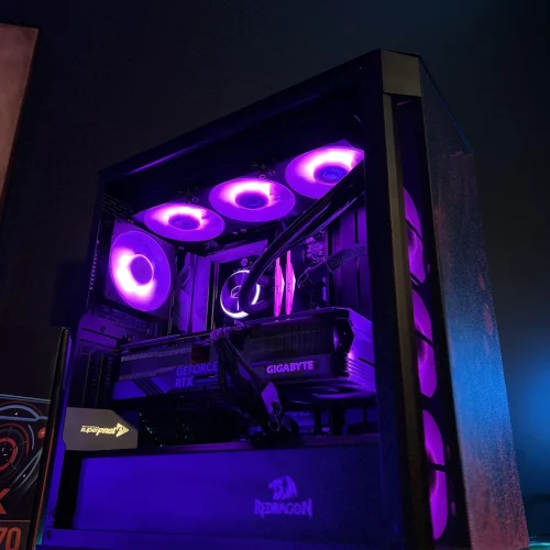 RYZEN 7800X3D - GIGABYTE X670 GAMING X WIFI - 32GB DDR5 - RTX 4090 GIGABYTE 24GB (188)